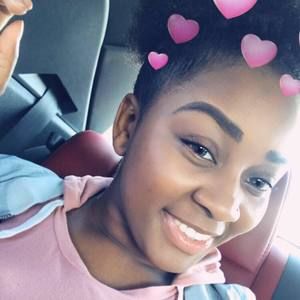 Meet your Posher, Whitney